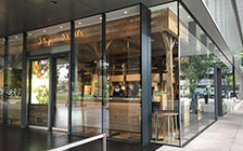 ②J.S. PANCAKE CAFE （パンケーキ）  外観