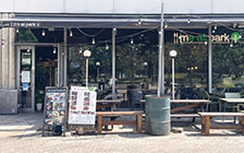 ④bistro&grill me at park（ビストロ） 外観